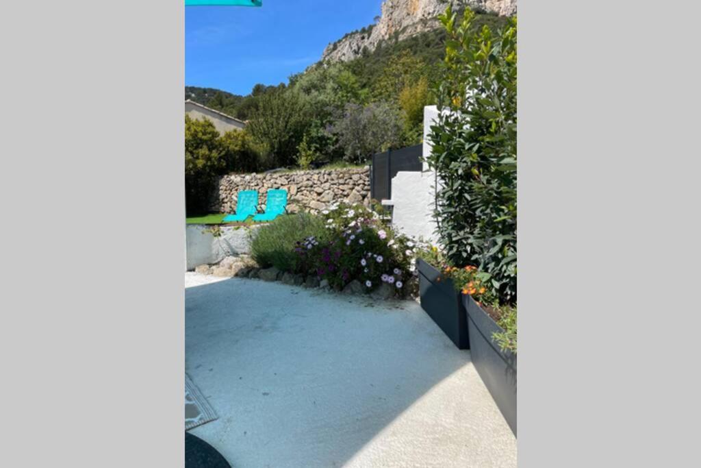 Le Revest-le-Eaux Maison Avec Jardin, Parking Entre Mer Et Montagne מראה חיצוני תמונה