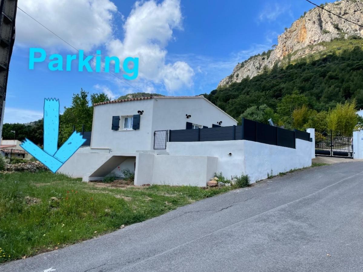 Le Revest-le-Eaux Maison Avec Jardin, Parking Entre Mer Et Montagne מראה חיצוני תמונה